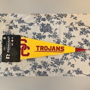 USC Trojans Pennant Flag